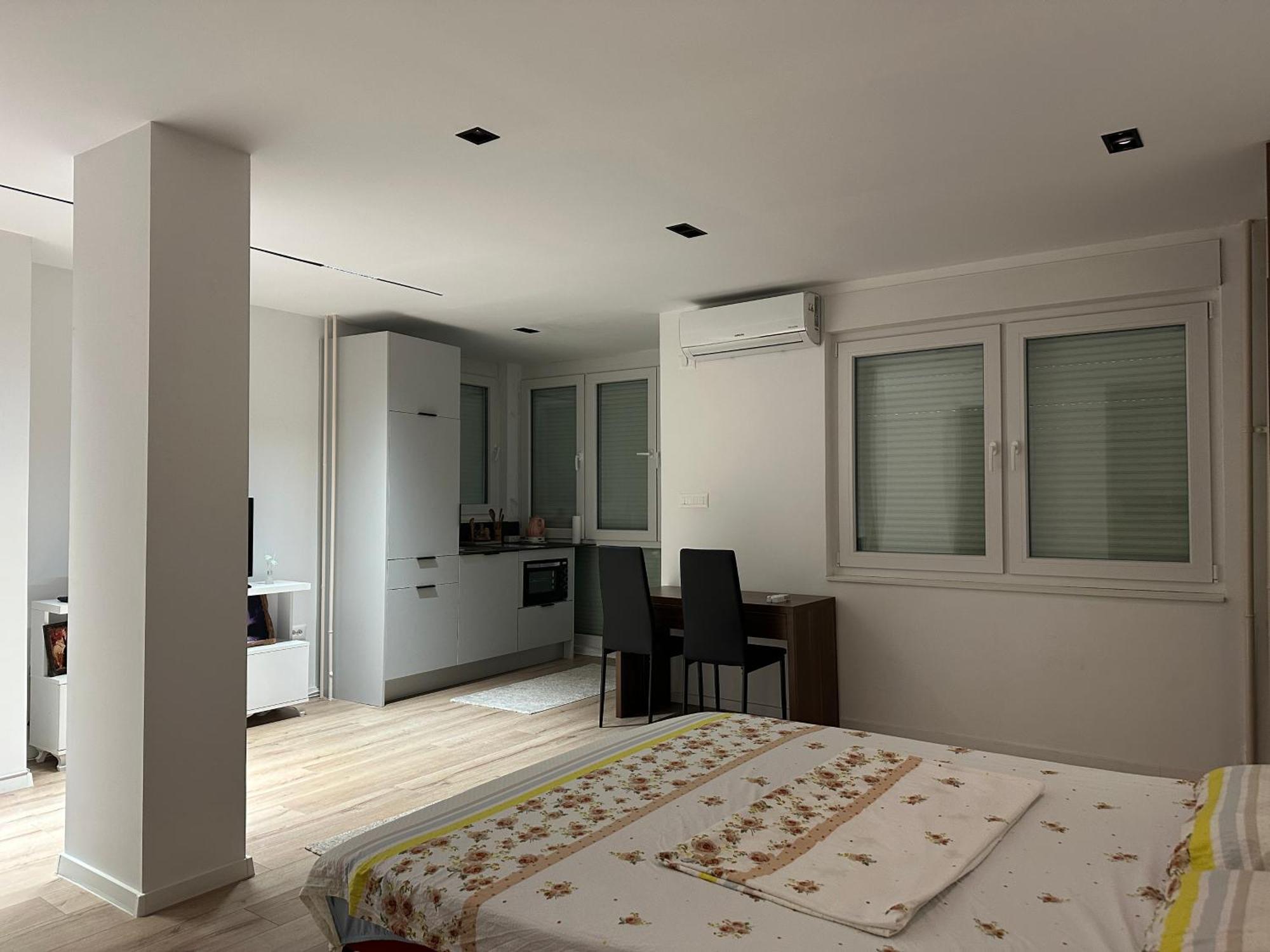 Studio Y Gjakova Exterior foto